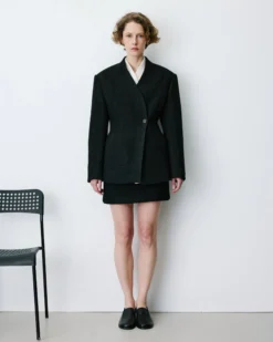 Blazer croisé en laine mélangée sans revers noir Berlin