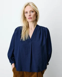 Blouse ample manches bouffantes 3/4 col V marine Auriane