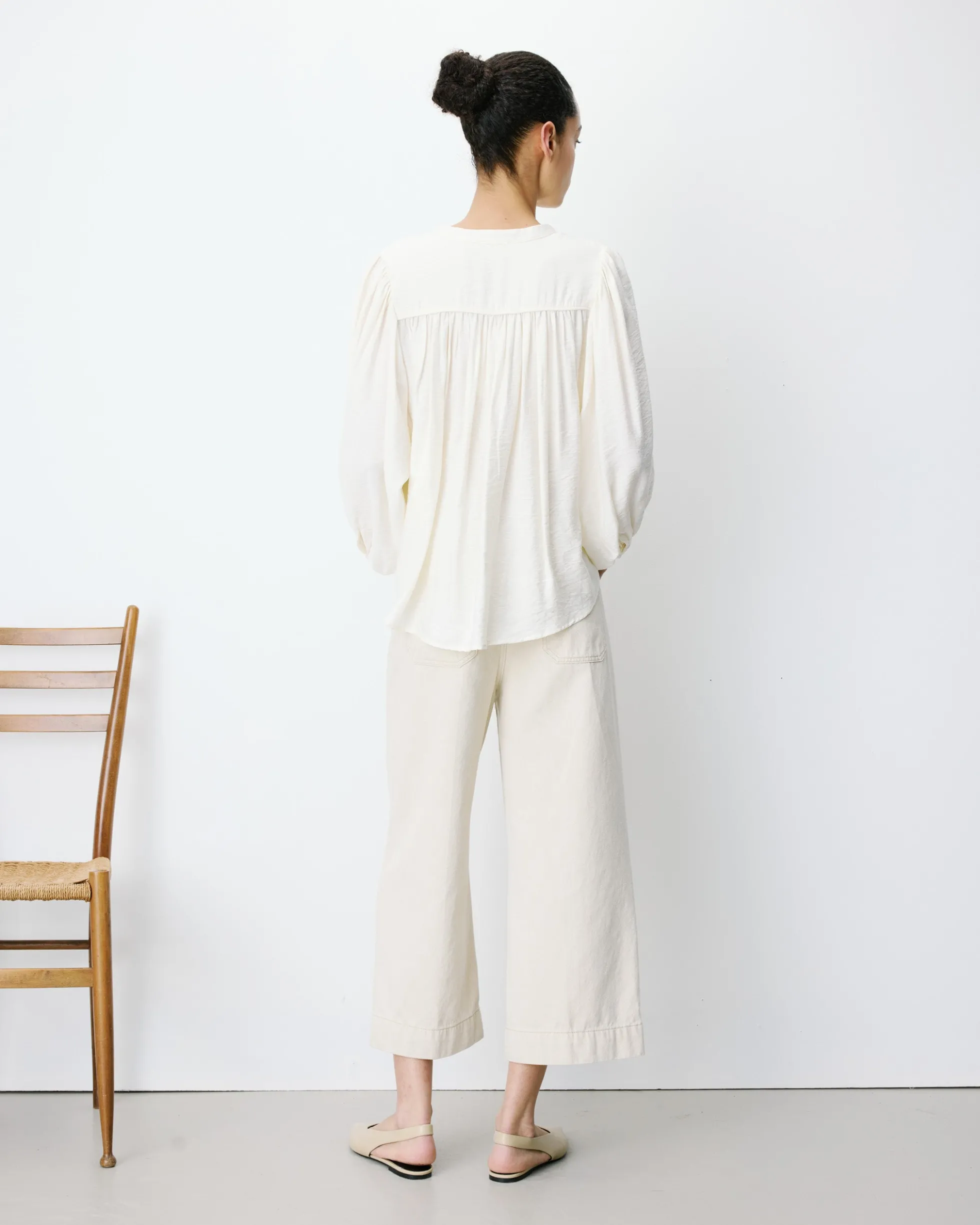 Blouse ample manches bouffantes 3/4 col V ecru Auriane