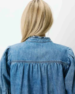 Blouse en denim col V manches bouffantes lightblue Amande