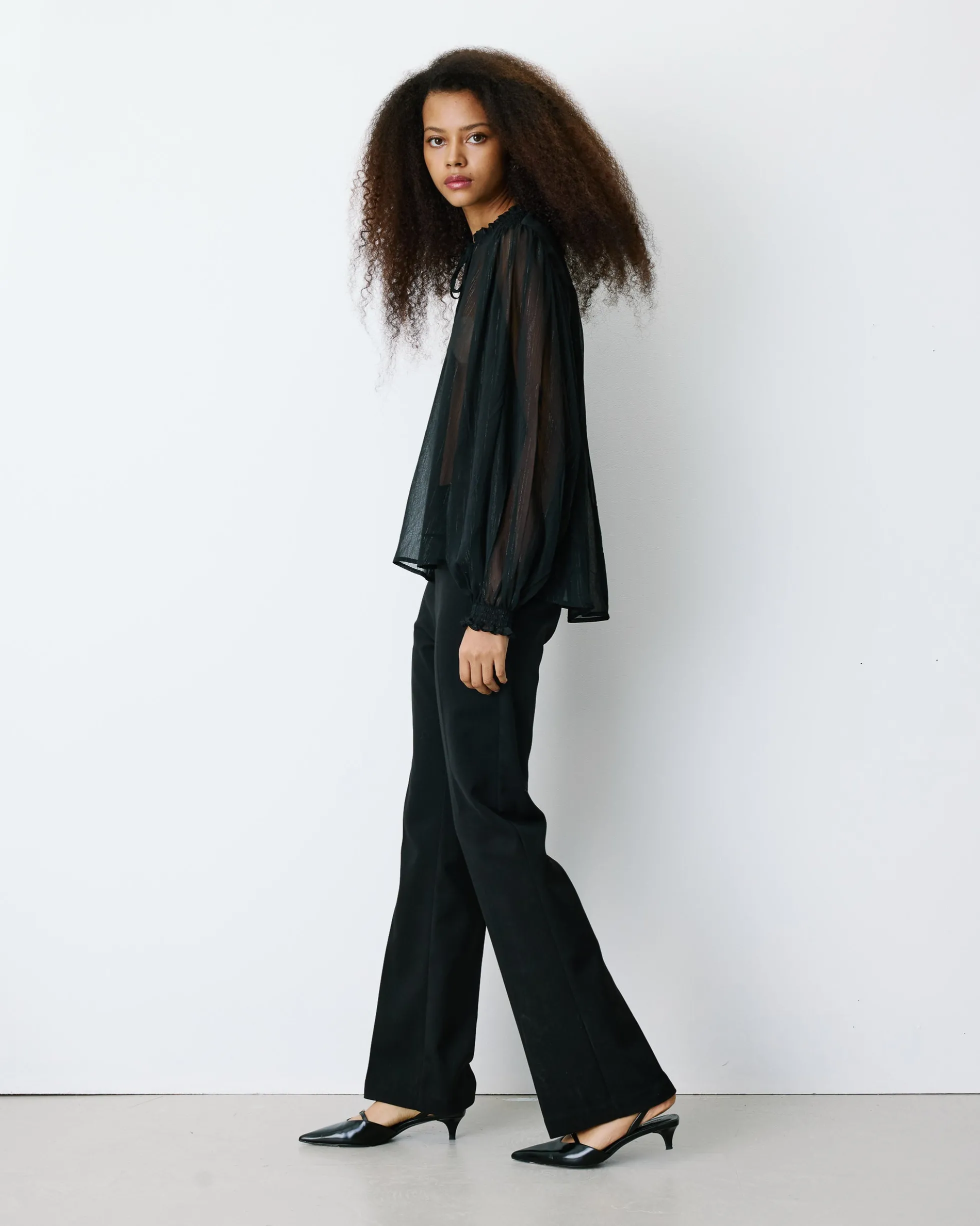 Blouse fluide transparente en mousseline lurex noir Belinda