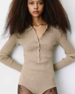 Body ajusté col polo en maille fine lurex gold Bentley