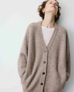 Cardigan oversize col V en maille douce mocha Bloom