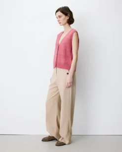 Cardigan sans manches boutonné col V blush Nars