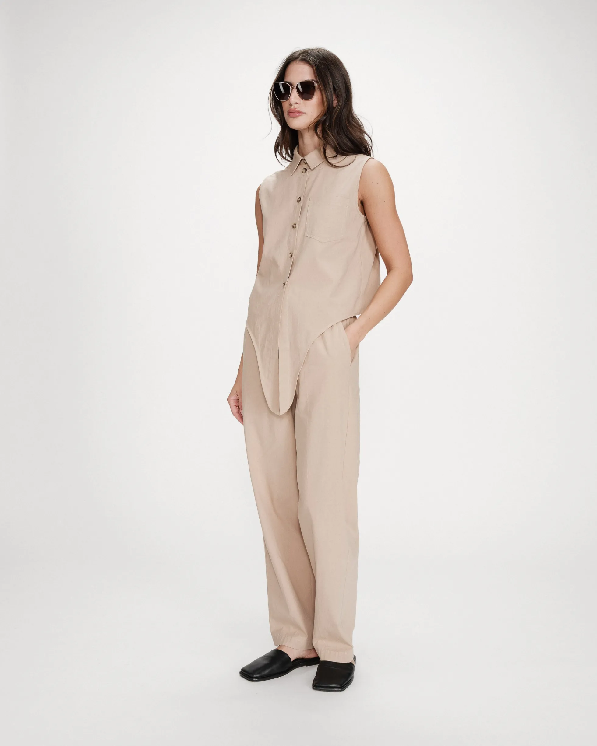 Chemise cintrée en coton à nouer devant sable Vero