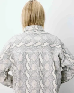 Chemise en denim à motif python Adriana