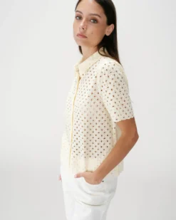 Chemise en dentelle manches courtes jaune Waverine