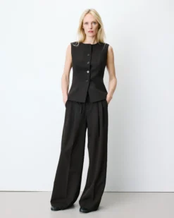 Gilet tailleur col rond boutonné chocolat Aristide