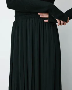 Jupe longue plissée noir Anissa