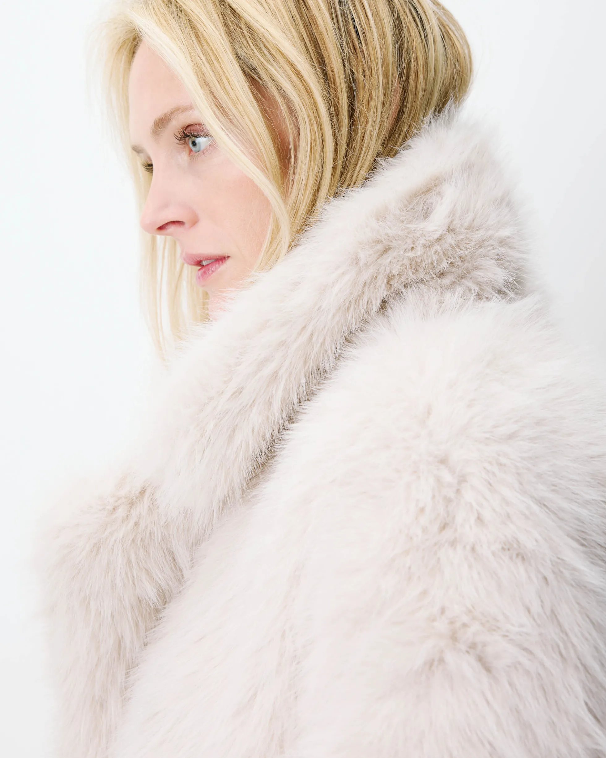 Manteau long oversize en fausse fourrure grege Alara