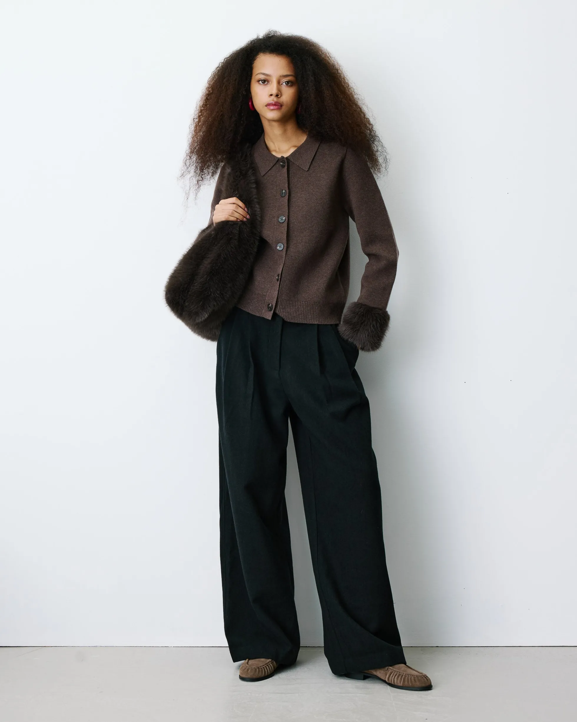 Pantalon tailleur large motif chevrons carbone Bastien
