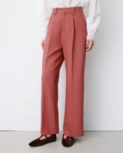 Pantalon tailleur large à plis blush Nilay