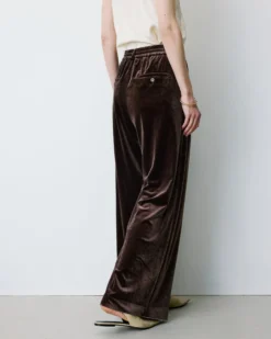 Pantalon tailleur oversize en velours chocolat Benson