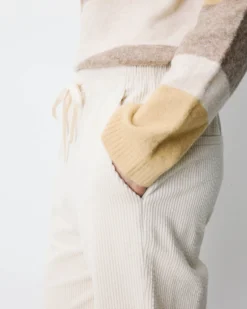 Pantalon velours côtelé taille ajustable ecru Liberty