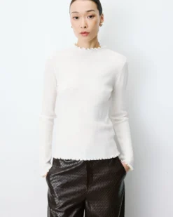 Pull ajusté en maille fine col montant ivoire Alino