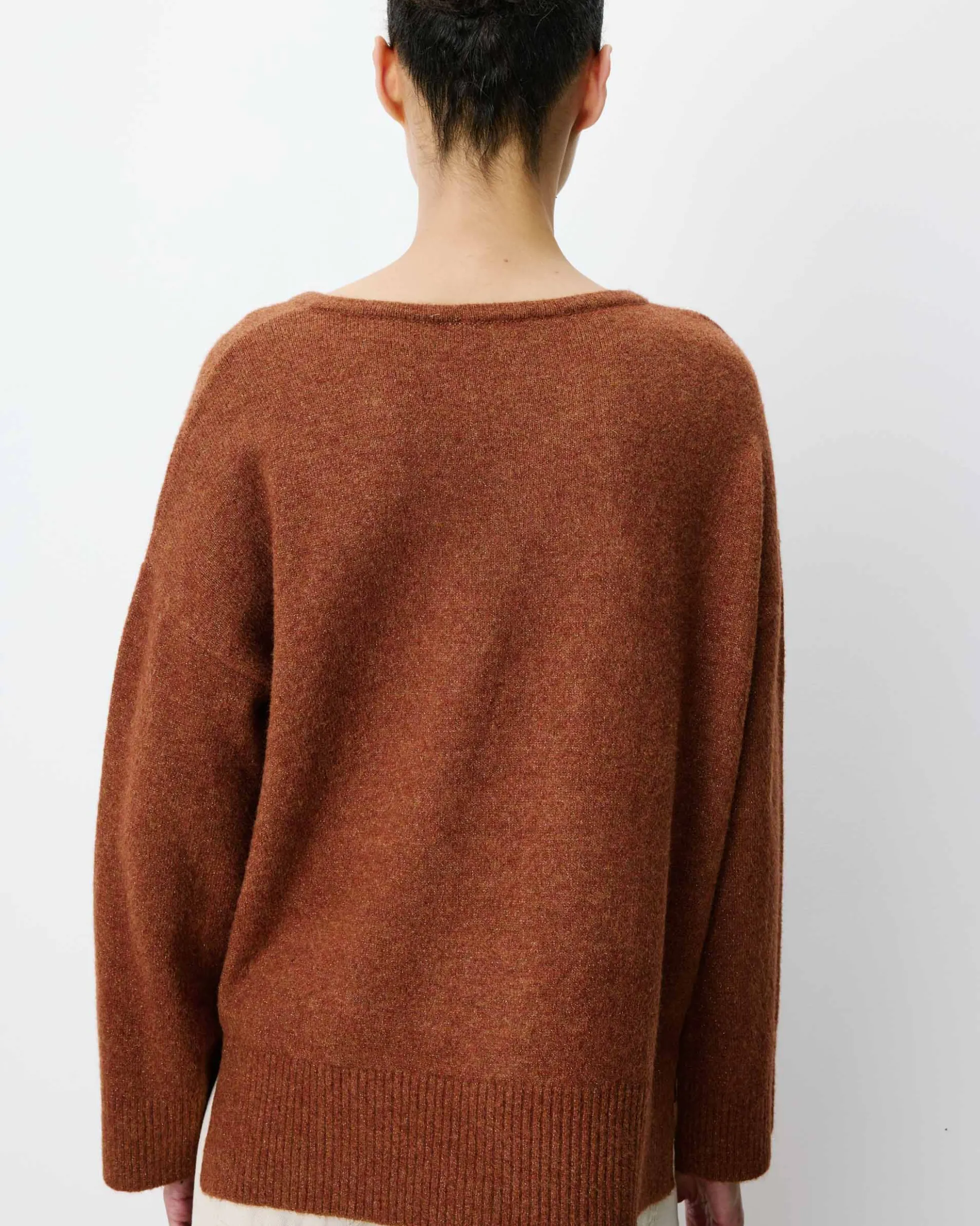 Pull ample col V en maille lurex coffee Salvador