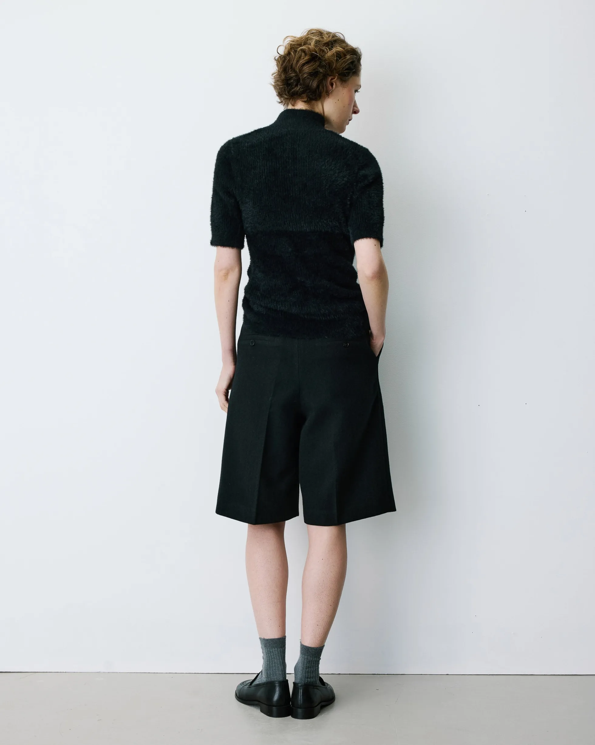 Pull doux manches courtes col cheminée noir Birdie
