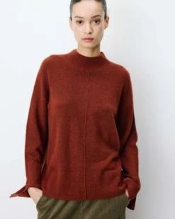 Pull large en maille jersey col montant terracotta Adelice