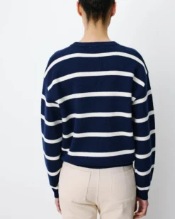 Pull à logo universitaire brodé marine Ashford