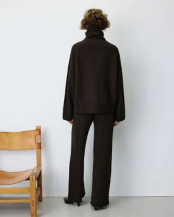Pull oversize col roulé en maille torsadée chocolat Bastille