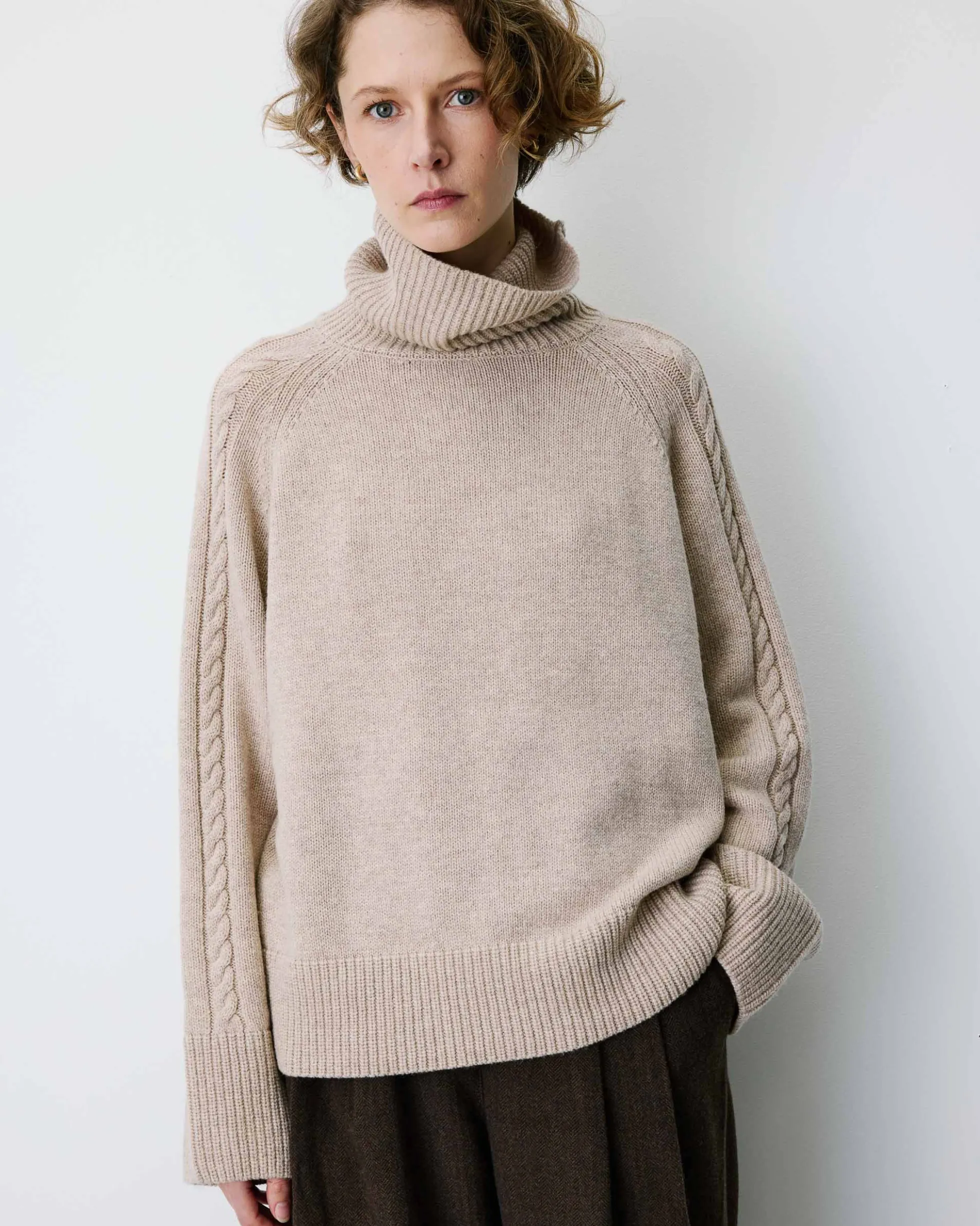 Pull oversize col roulé en maille torsadée grege Bastille