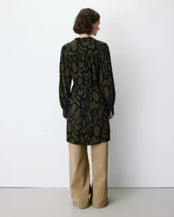 Robe courte portefeuille à motif kaki Anika
