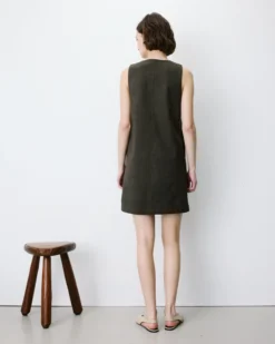 Robe courte sans manches en suédine kaki Anaya