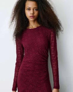 Robe longue en dentelle froncée cherry Bianca