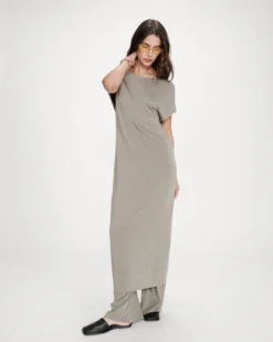 Robe longue légère en modal manches courtes kaki Peace
