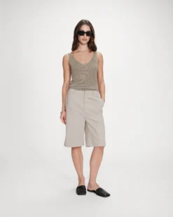 Top ajusté à bretelles col V en lurex kaki Paillette