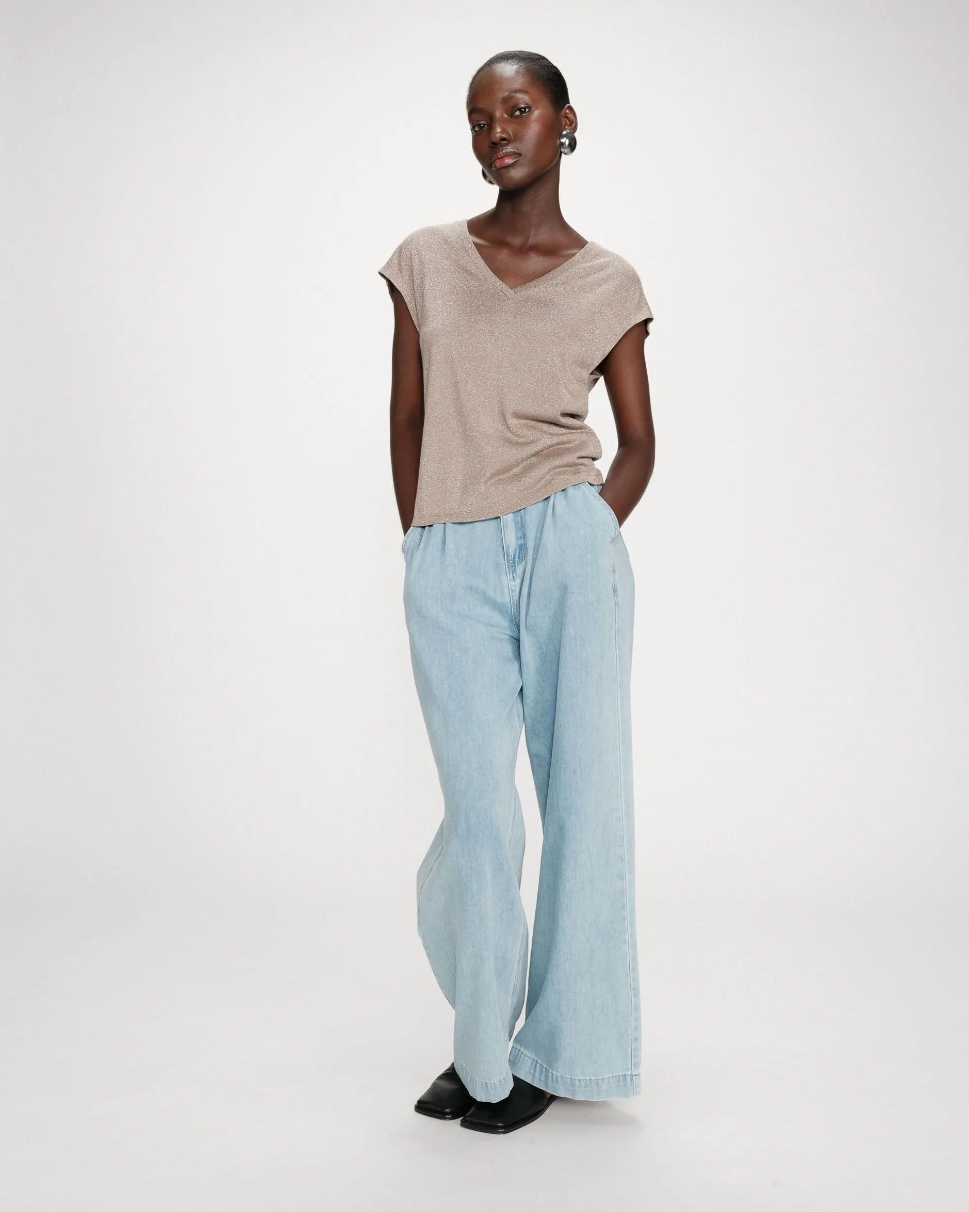 Top col V manches courtes en lurex grege Valsons