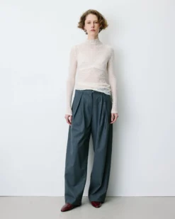 Top en dentelle ajusté manches longues ecru Blake
