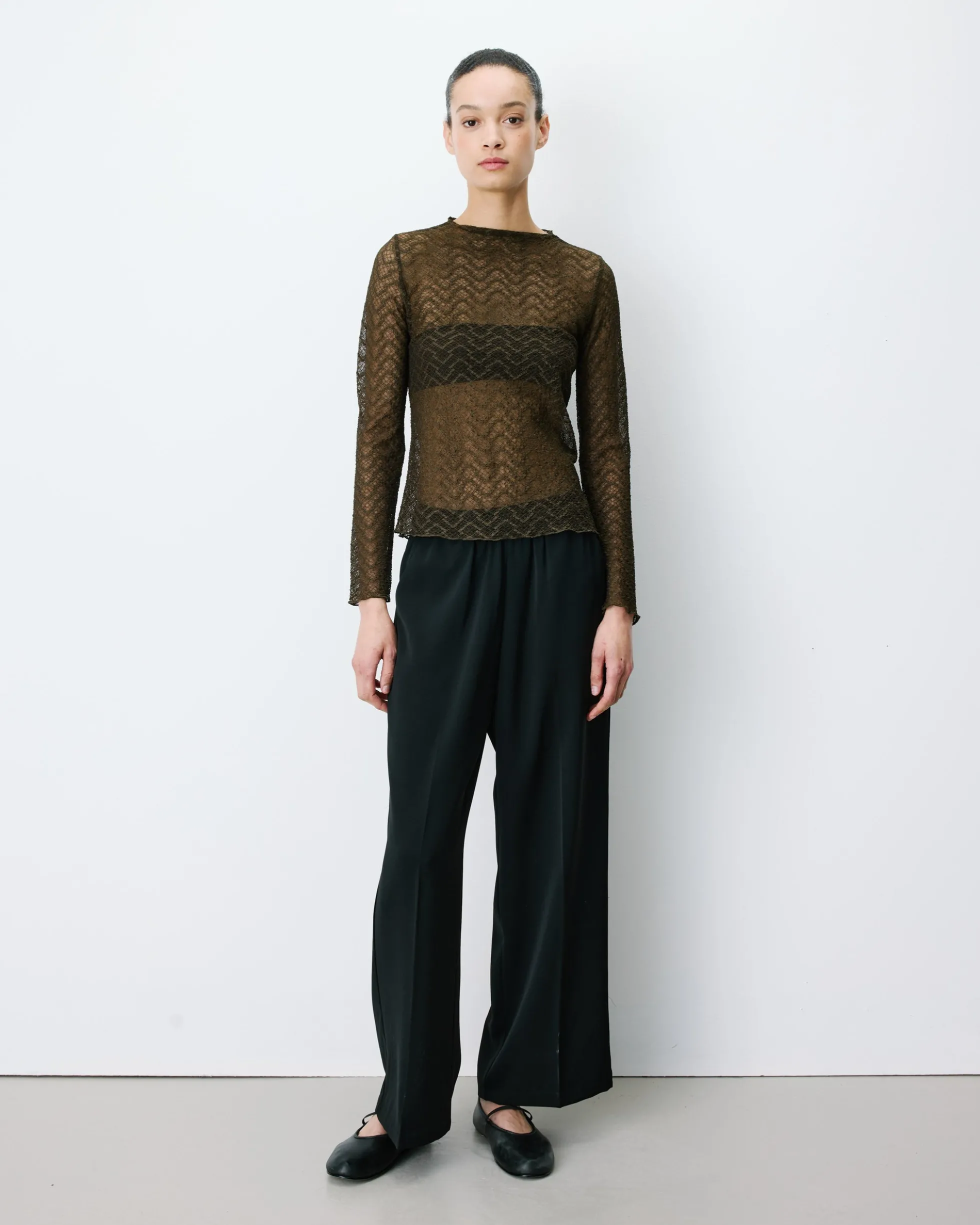Top en dentelle transparente manches longues kaki Aube