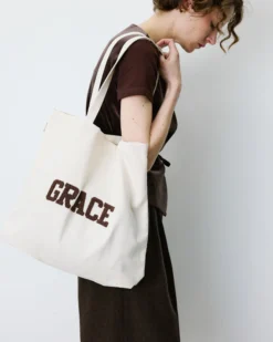 Tote bag large en toile à broderie ecru Brave