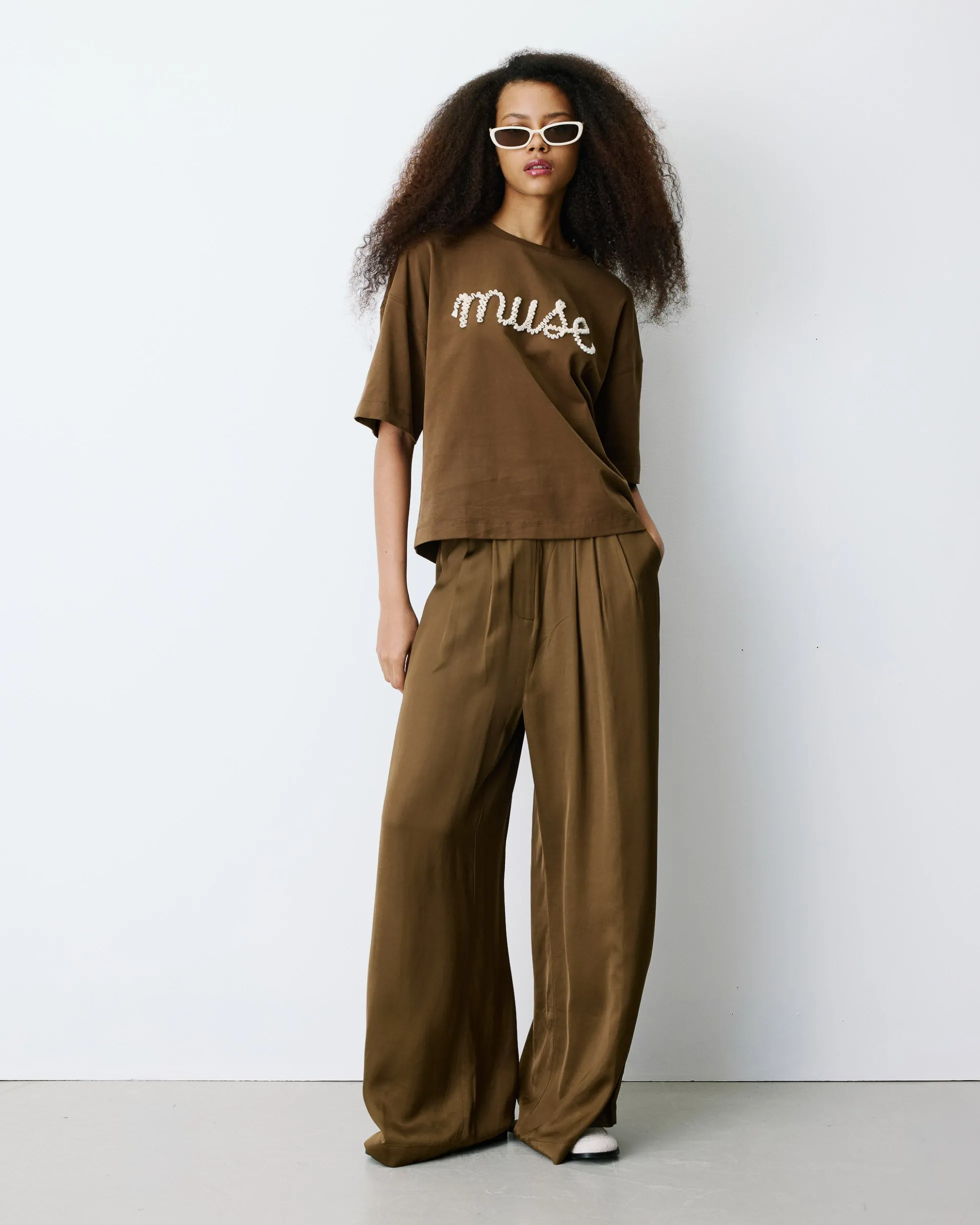 T-shirt oversize en coton à message brodé olive Borys