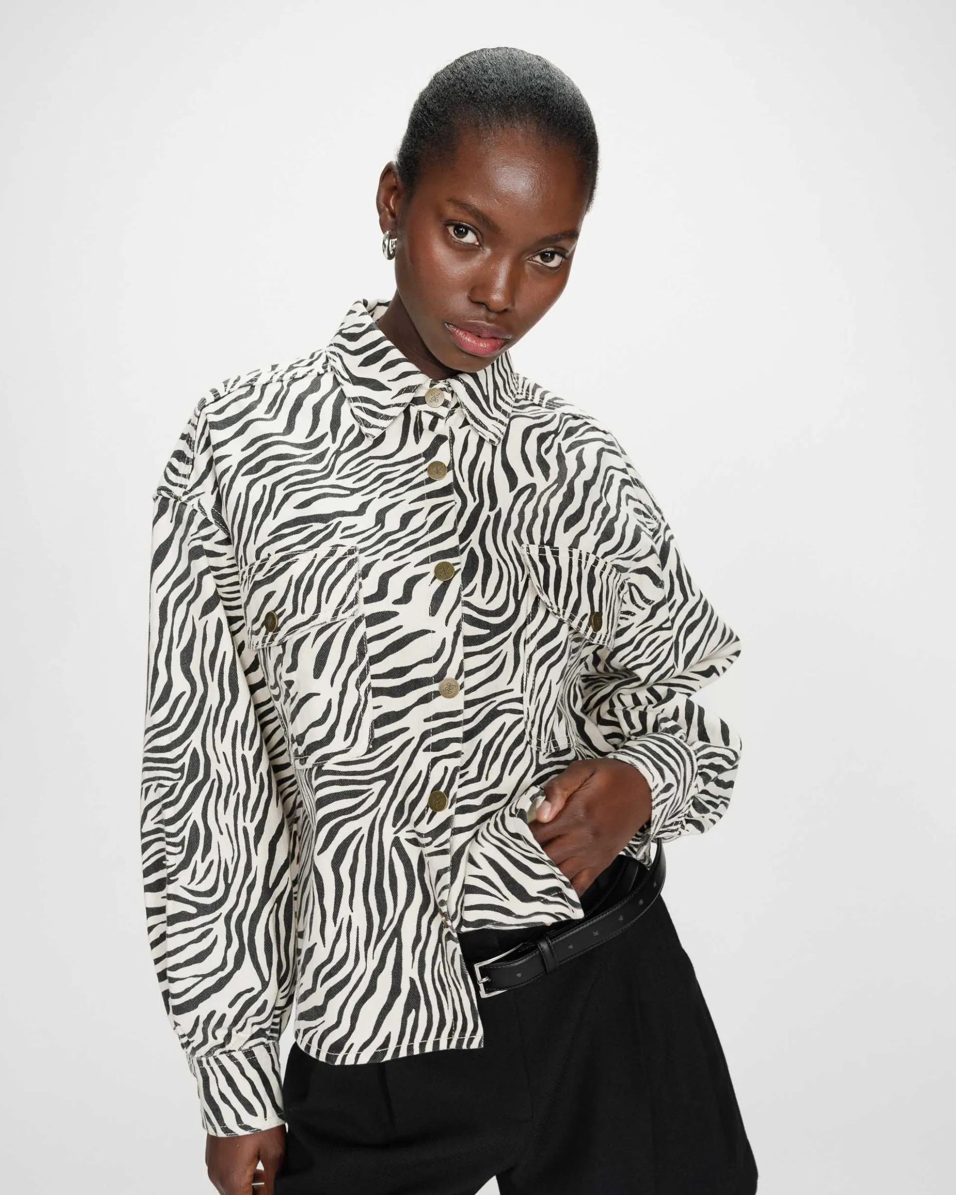 Veste chemise oversize en coton imprimé zebre Vana